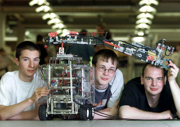 Bau eines sensorgesteuerten Roboters