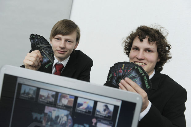Das Kartenspiel Wizard – künstliche Intelligenz und Netzwerkspiel
