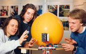 Analyse von Uosat-5 Satellitendaten mit Hilfe selbstgeschriebener Software