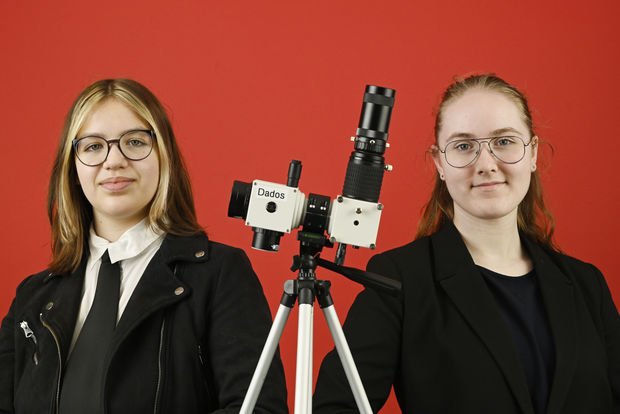 Wissenschaftliche Untersuchung des Sterns Mira im Sternbild Walfisch