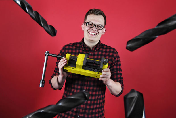 Bohrmaschinenschraubstock mit integriertem Aufspannmechanismus
